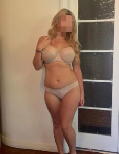 Mirna i diskretna dama