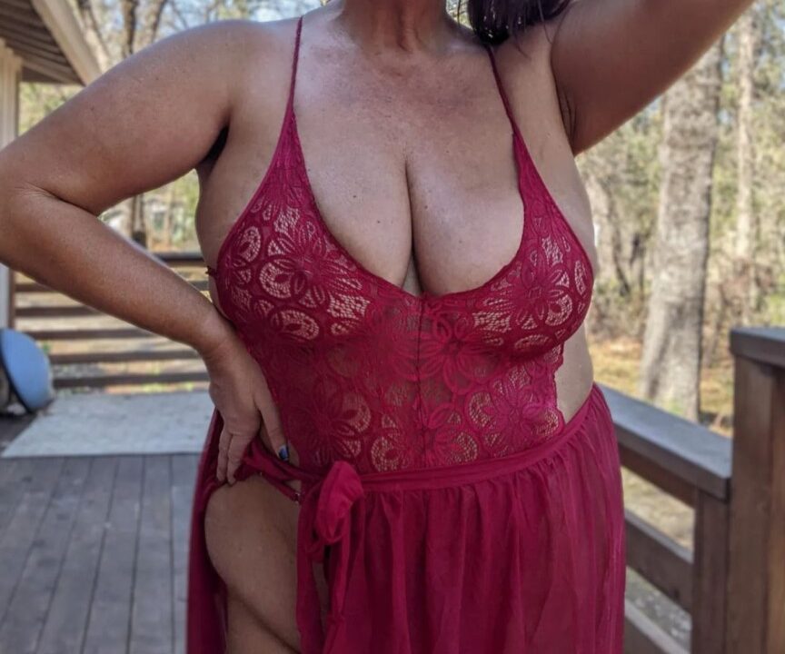 Živahna, zgodna, bujna